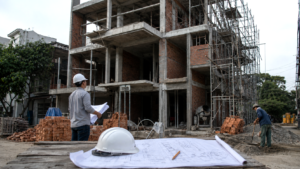 Xây nhà có bắt buộc thuê thiết kế không - nhà phố nhiều tầng và bản vẽ kiến trúc